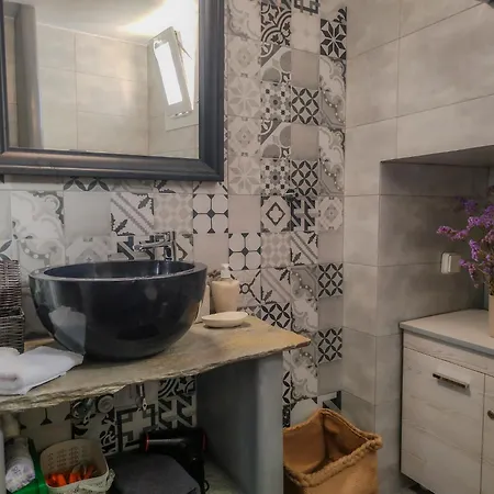 Sugarstone House Vakantiehuis *