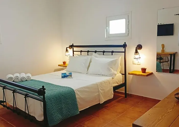 Sugarstone House Tatil Evi Adamantas (Milos)